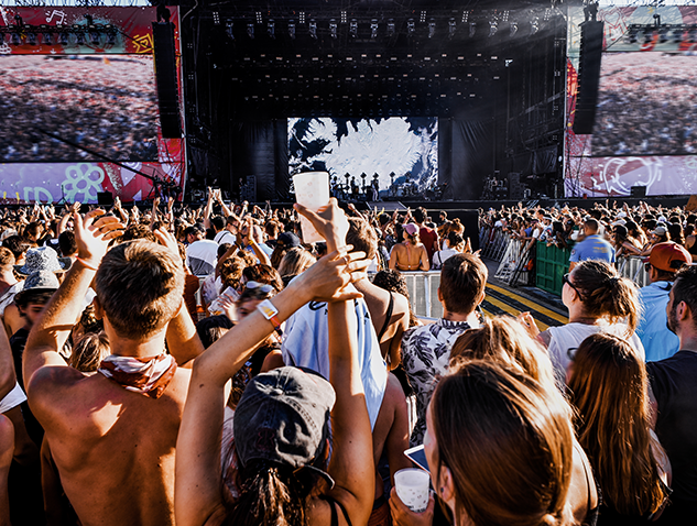 Festivals et scènes musicales contemporaines